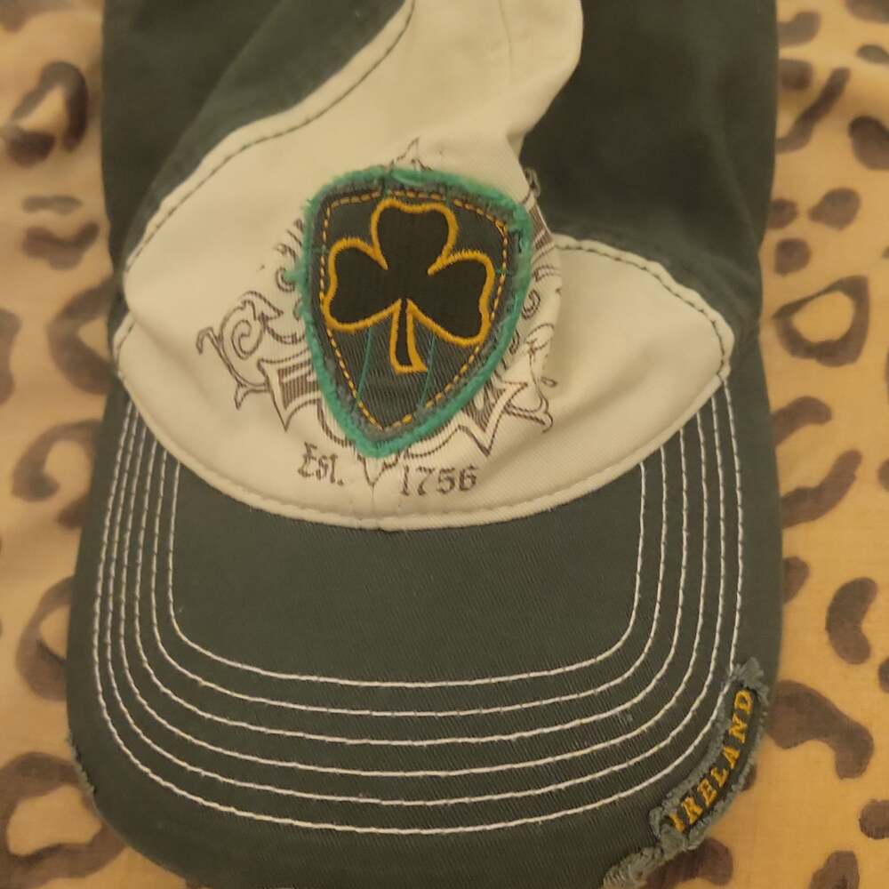 Top of the World Notre Dame Fighting Irish Navy Blue and Gold Shamrock Adjustabl